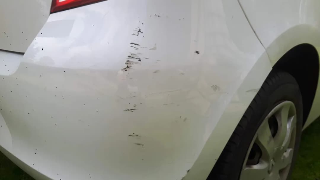 Jak łatwo usunąć otarcia na plastikowym zderzaku – skuteczne metody naprawy