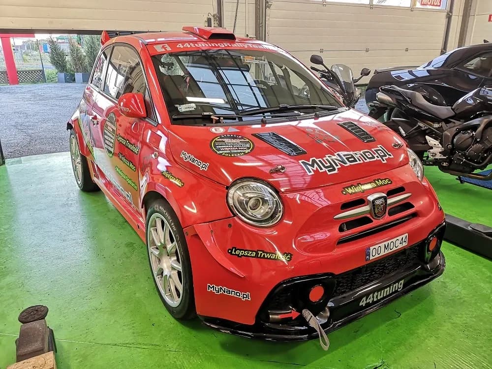 Czym jest stage 1 tuning? Korzyści, skutki i porównanie z innymi etapami tuningu